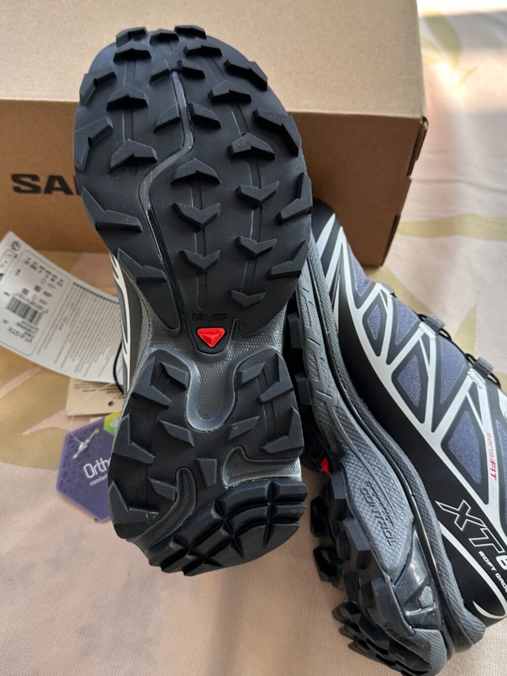 Salomon Black, Gray, And Silver Outdoor Running Shoes - Picture 7 of 7